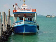 Boat from Ban Phe to the Resort