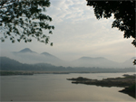 the Khong river at Pakchom