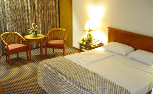 Diamond Plaza Hotel, Room