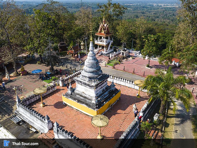 วัดพระธาตุเขาน้อย