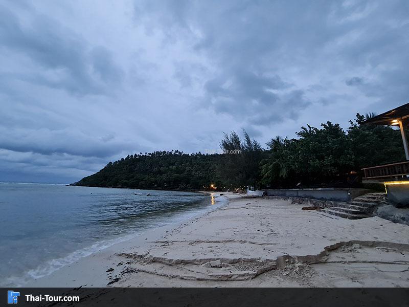 ภาพมุมสูง หาดสลัด เกาะพะงัน