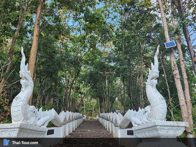 ด้านนอกของ วัดถ้ำสุขเกษมสวรรค์