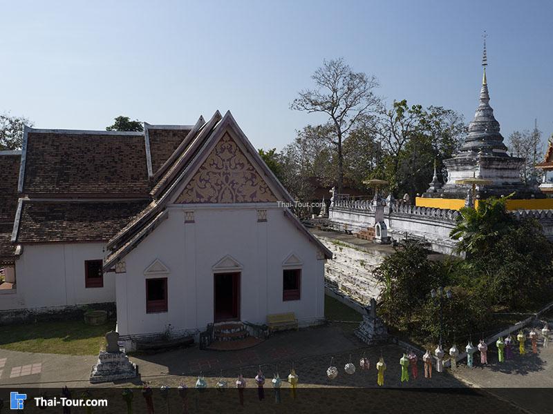 ภาพมุมสูง วัดพรภาพมุมสูง วัดพระธาตุเขาน้อย