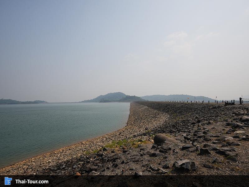 เขื่อนบ้านพลวง