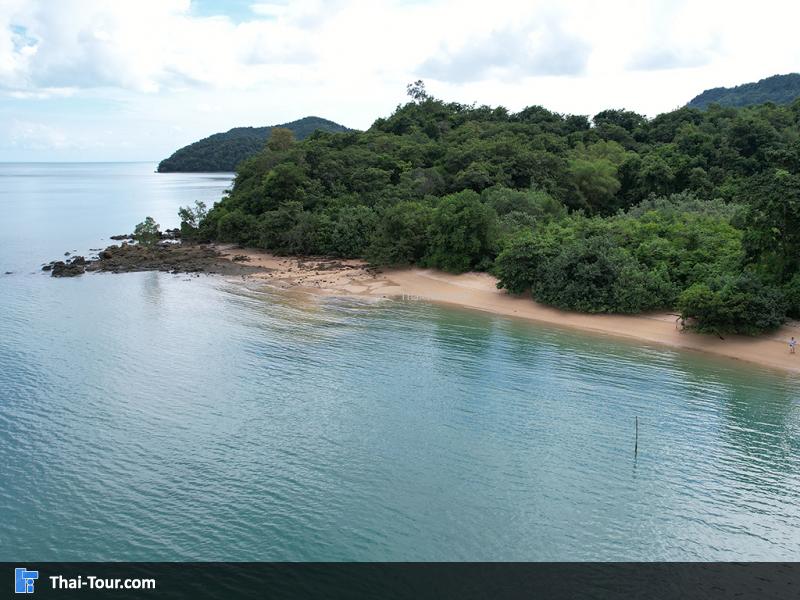 ภาพมุมสูง หาดลองบีช