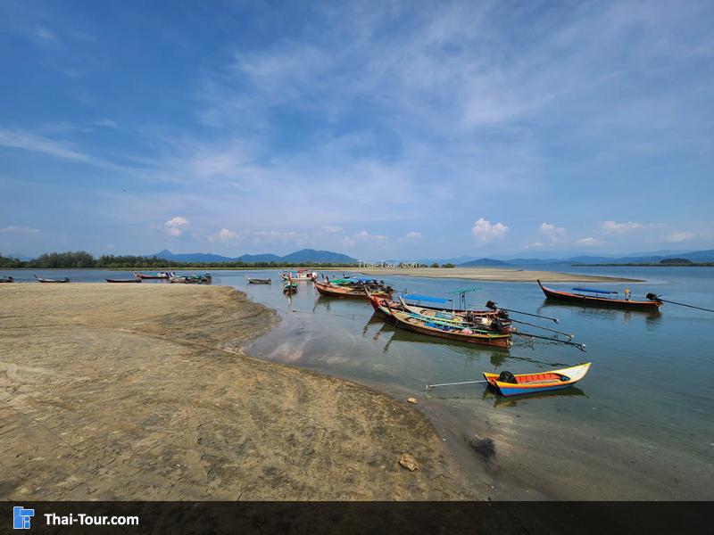 ชายหาด ท่าเรืออุทยานแหลมสน