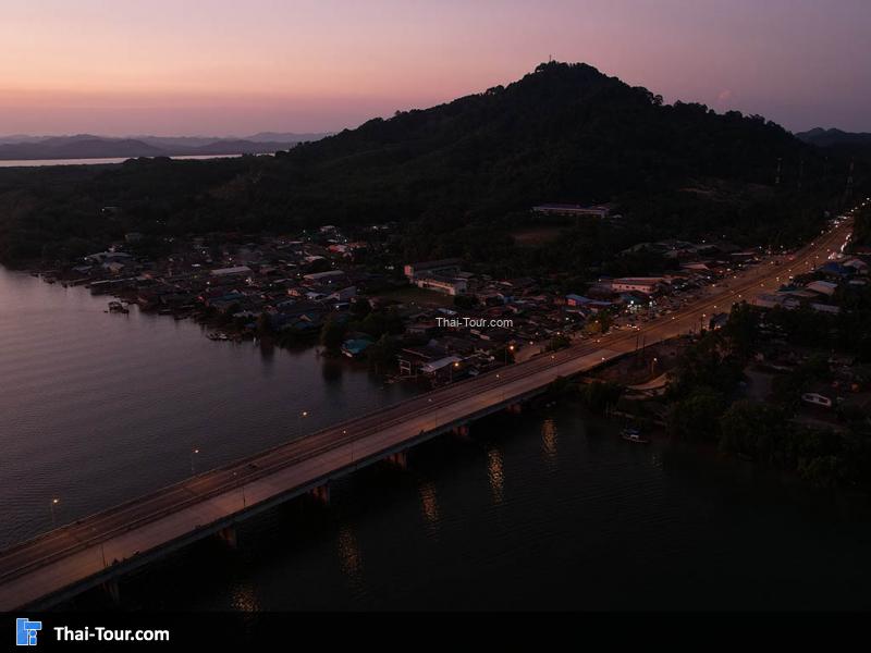 จุดชมวิวสะพานข้ามคลองละอุ่น